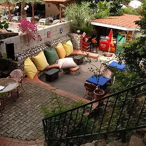 3* Hotel Oylum Garden